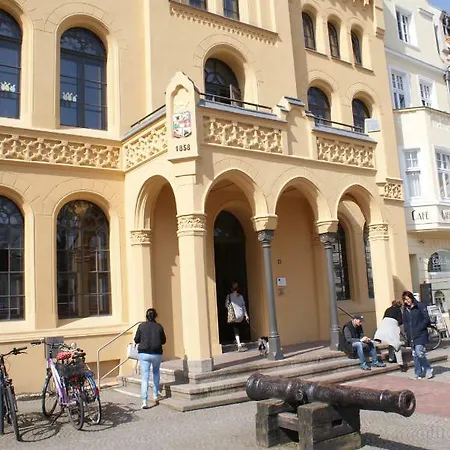 Apartment Altstadtlounge Mit Terrasse - Abc227 By Abcwismar
